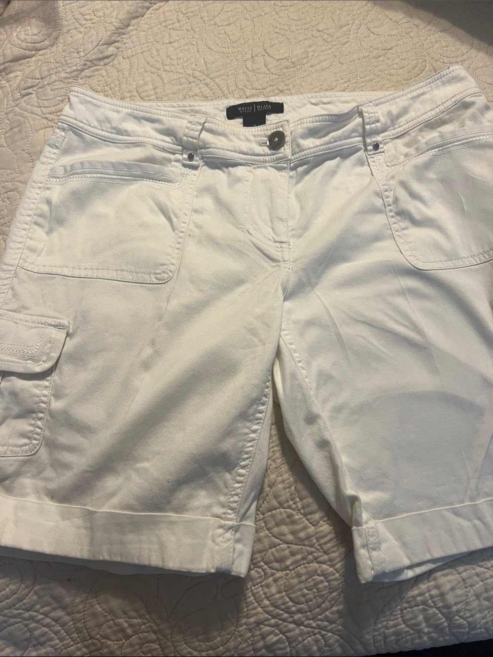 White House Black Market Cargo Bermuda Shorts - White - size 6